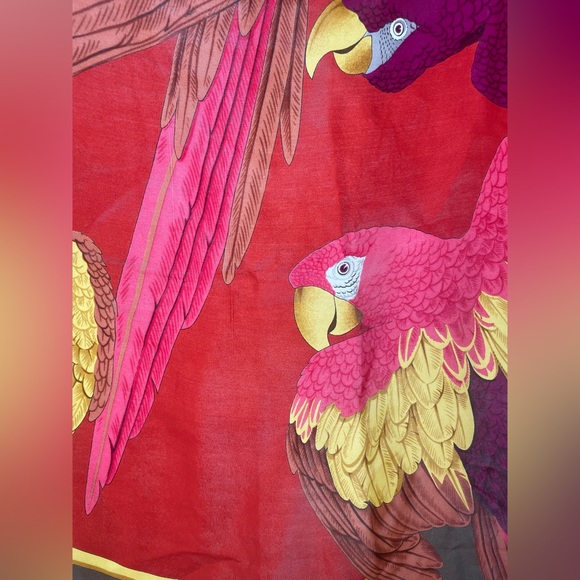 Rare Vintage Salvatore Ferragamo Silk Scarf, Parrot 🦜 Tropical Bird Theme - Picture 3 of 10
